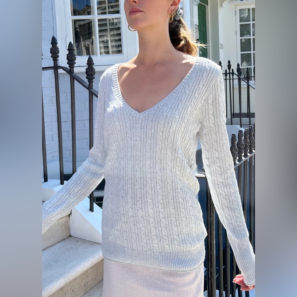 Brandy melville gray Paulina sweater - Picture 3 of 5